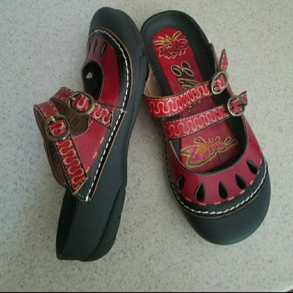 Mary Jane comfort mule